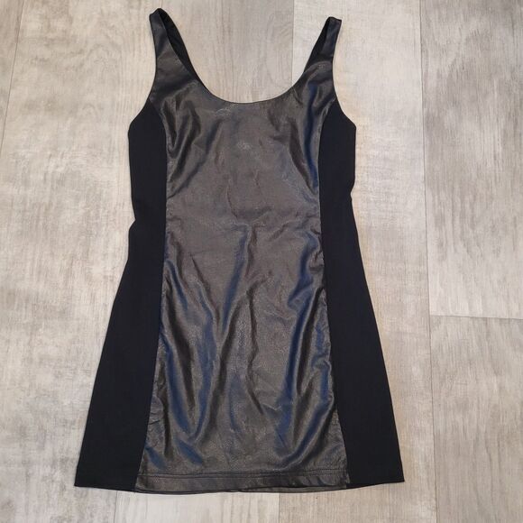 FREE PEOPLE Faux Leather Black Mini Dress Size M Medium Bodycon Sleeveless ZipUp - Picture 2 of 5